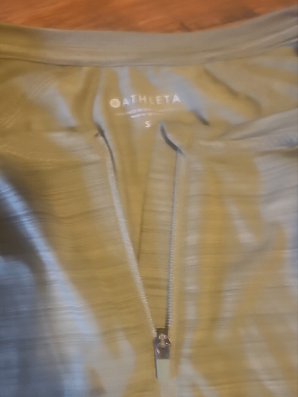 Athleta Olive Green Long Sleeve Performance Top - Picture 4 of 5